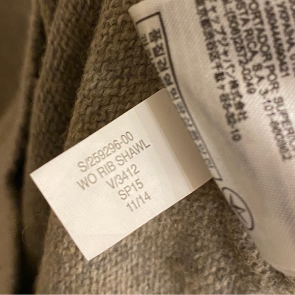 Men’s Banana Republic Cowl Neck Sweater, Size M - Picture 6 of 7